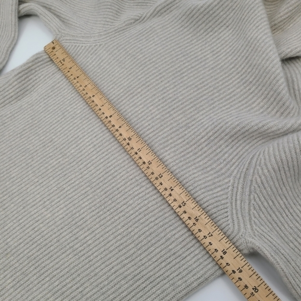 Saks Fifth Avenue Cashmere Sweater - Picture 6 of 10